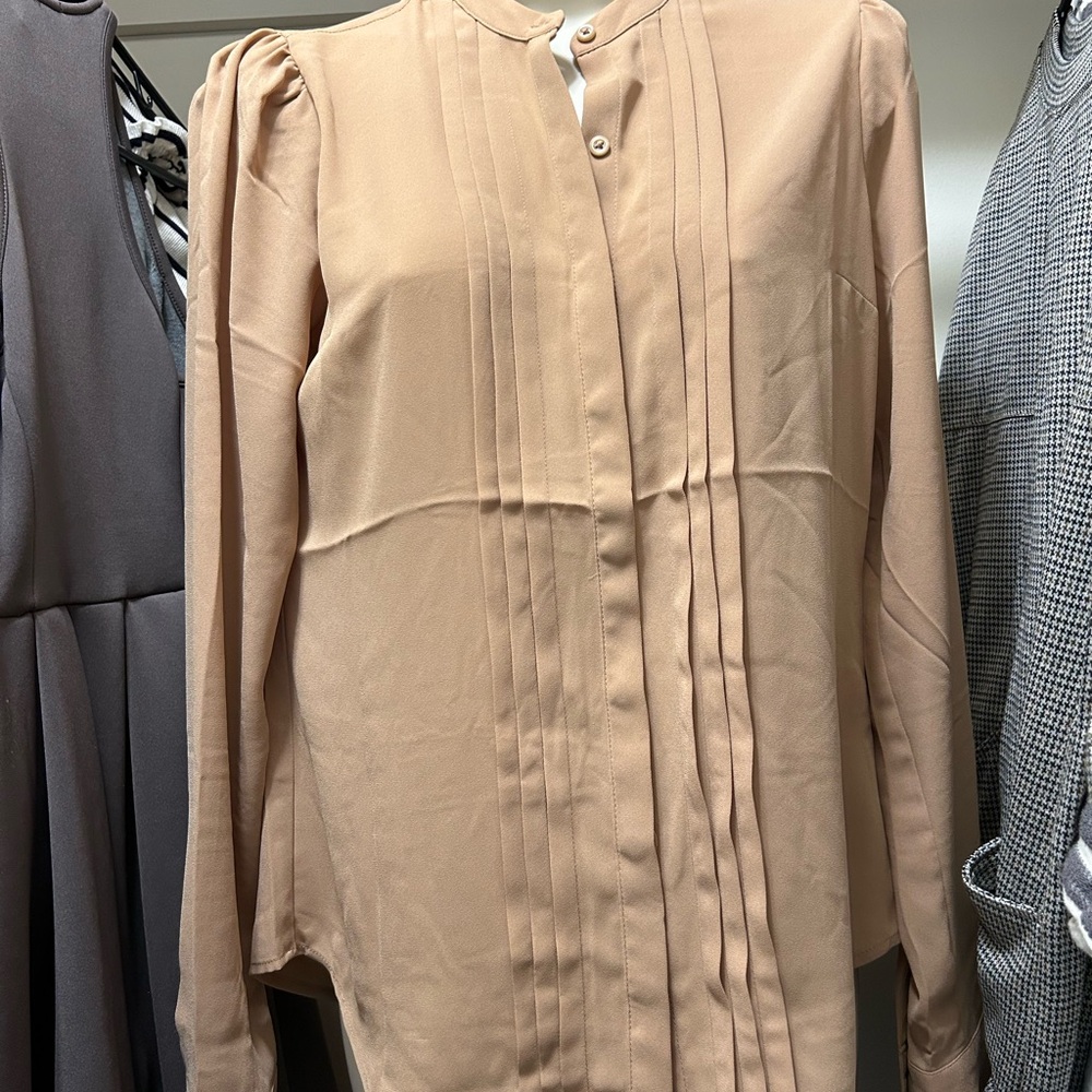 Express  Tan portofino top